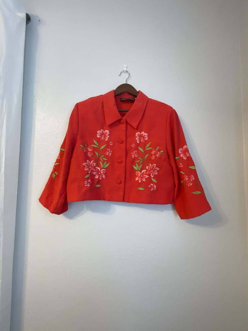 Cropped Blouse Size 12P Red Floral Embroidered Jacket
Cottagecore
Sweet